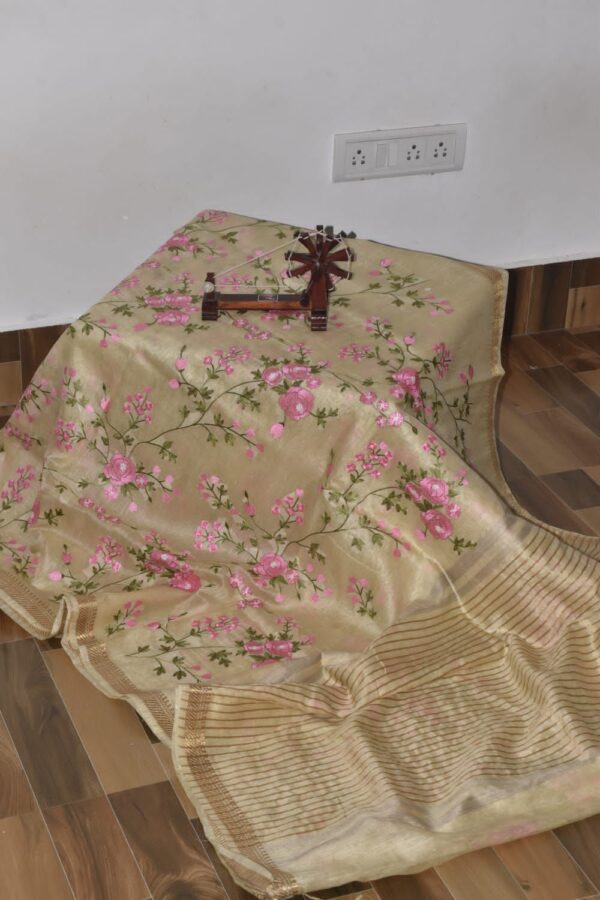 Hand-woven Thread Work Linen Cotton Saree